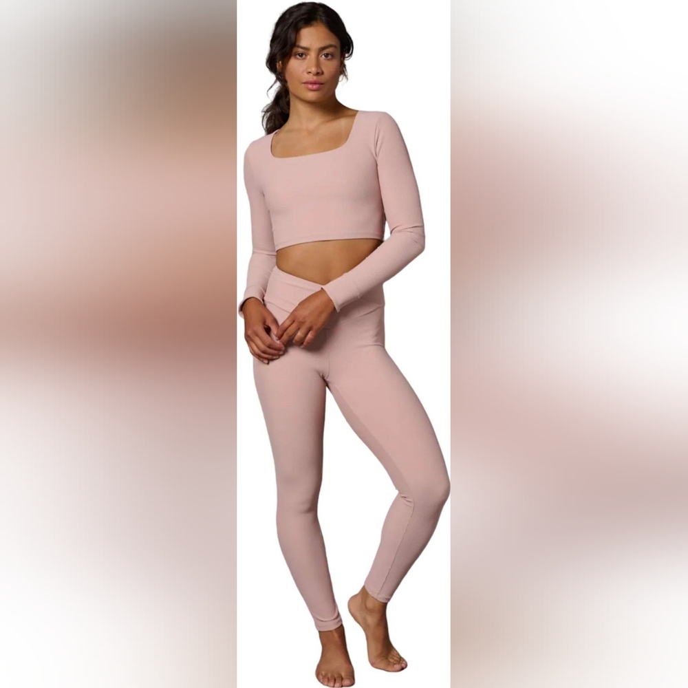🆕 Long-Sleeve Light Pink (Dusty Rose) Cropped Square Neck Workout Top